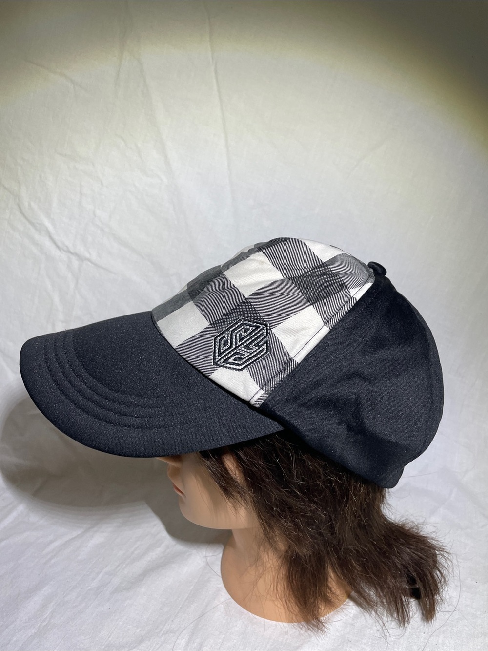 Black & White Plaid Men's Baseball Cap